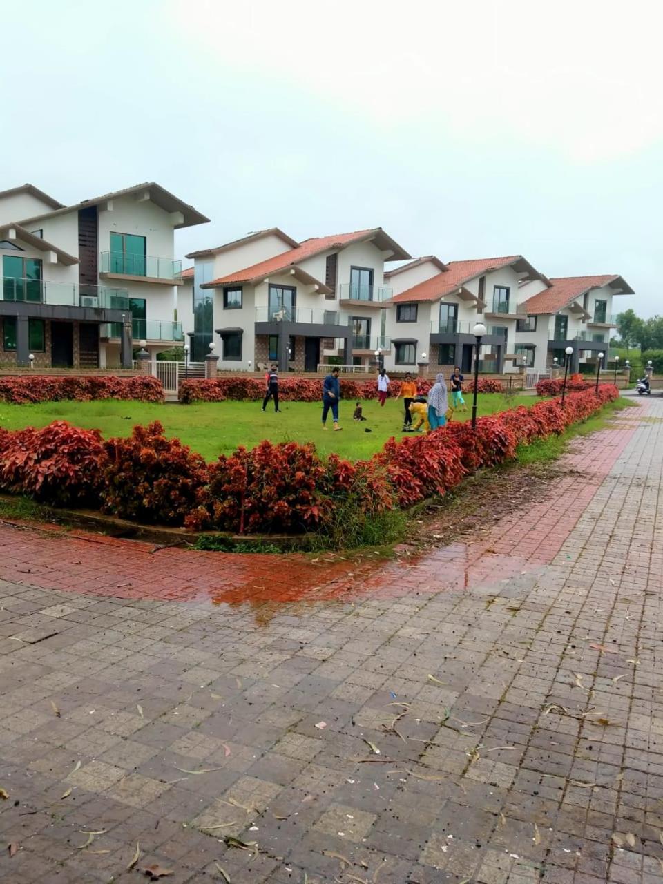 Rain Forest Resort โลนาวาลา ภายนอก รูปภาพ